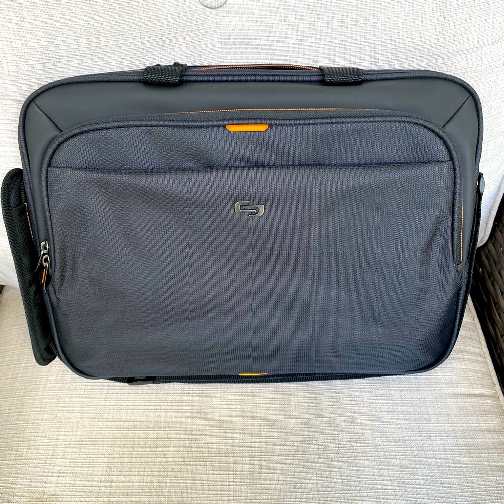 Solo, New York, Ace, Slim, Briefcase